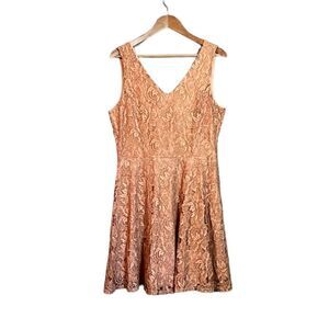 NWT! Soprano lace sleeveless dress